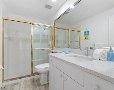 7112 Falcons Glen Boulevard - Photo Thumbnail 24