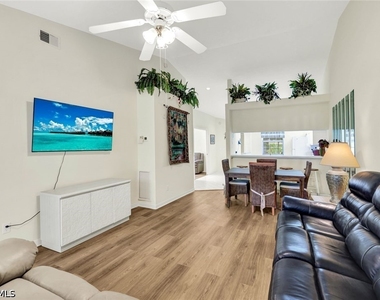 326 Bradstrom Circle - Photo Thumbnail 7