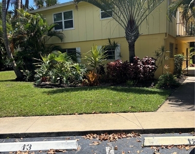 1210 Shady Rest Lane - Photo Thumbnail 4