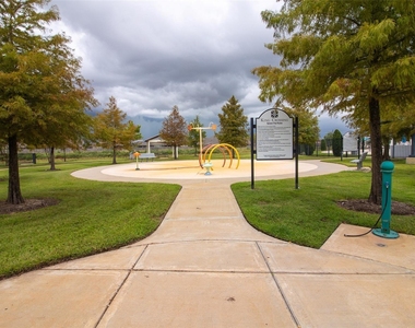 5407 Baronet Drive - Photo Thumbnail 44