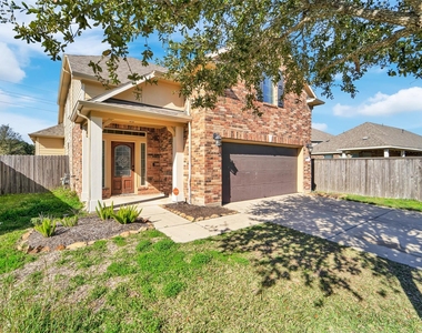 5407 Baronet Drive - Photo Thumbnail 1