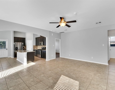 5407 Baronet Drive - Photo Thumbnail 6