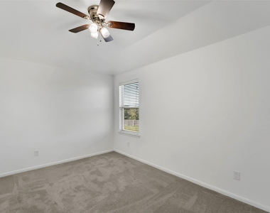 5407 Baronet Drive - Photo Thumbnail 26