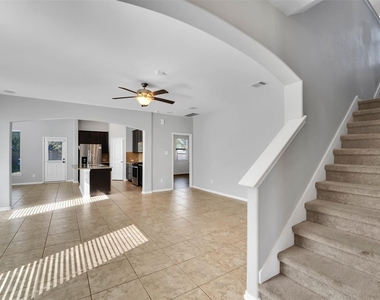 5407 Baronet Drive - Photo Thumbnail 5