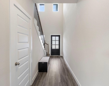 17415 Rosette Grass Drive - Photo Thumbnail 5