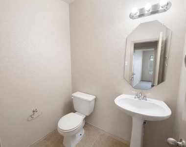 11922 Harristown Dr - Photo Thumbnail 17