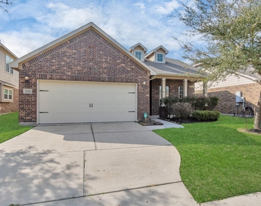 11922 Harristown Dr - Photo Thumbnail 2