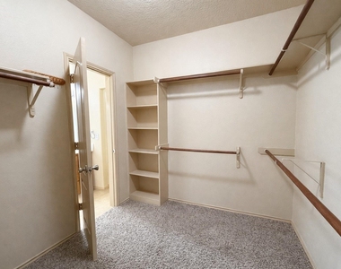 11922 Harristown Dr - Photo Thumbnail 16