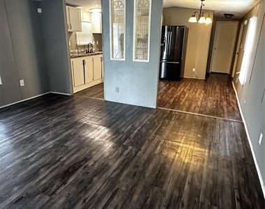 2021 N Battlebell Road - Photo Thumbnail 6