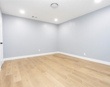 10030 Tahoka Lane - Photo Thumbnail 20