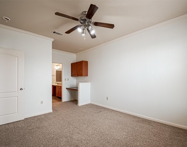 1711 Old Spanish Trail - Photo Thumbnail 18