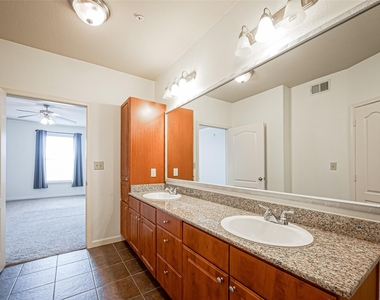 1711 Old Spanish Trail - Photo Thumbnail 28