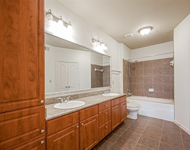 1711 Old Spanish Trail - Photo Thumbnail 27