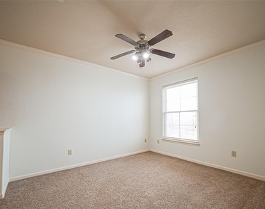 1711 Old Spanish Trail - Photo Thumbnail 17