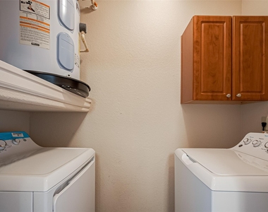1711 Old Spanish Trail - Photo Thumbnail 15
