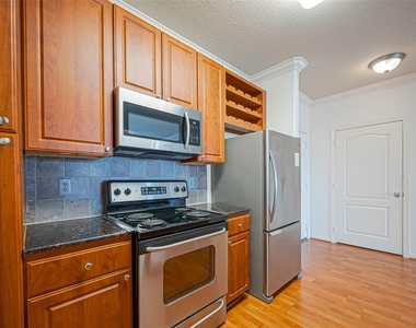 1711 Old Spanish Trail - Photo Thumbnail 13
