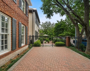5136 Chevy Chase Drive - Photo Thumbnail 2