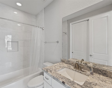 1221 W 19th Street - Photo Thumbnail 17