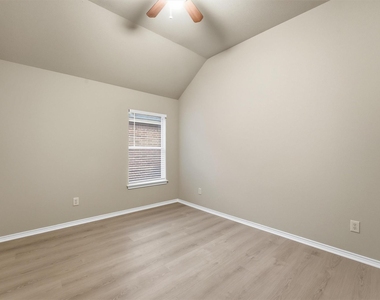 20931 Hamlet Ridge Lane - Photo Thumbnail 18