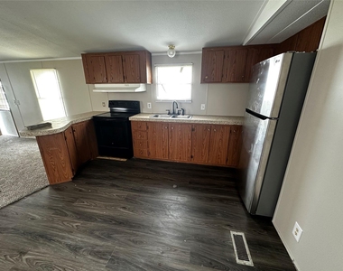 2021 N Battlebell Road - Photo Thumbnail 5