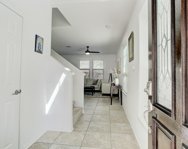 6423 Calgary Woods Lane - Photo Thumbnail 2