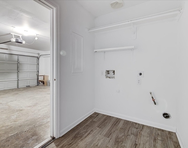 3107 Rendezvous Court - Photo Thumbnail 15