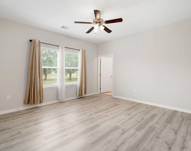 6927 David Street - Photo Thumbnail 14