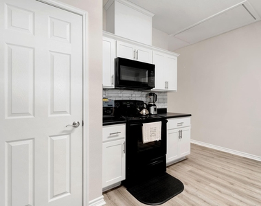6927 David Street - Photo Thumbnail 12
