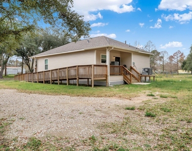 6927 David Street - Photo Thumbnail 4
