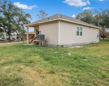 6927 David Street - Photo Thumbnail 21