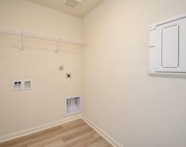 405 Texas Olive Drive - Photo Thumbnail 18