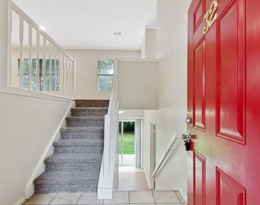 32 Marabou Place - Photo Thumbnail 1