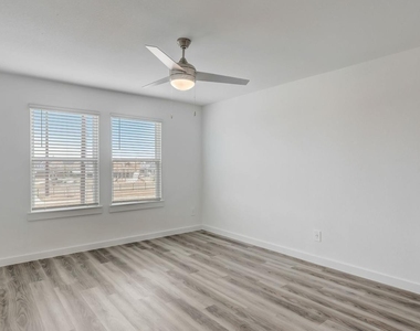10415 Lancaster Forest Lane - Photo Thumbnail 6