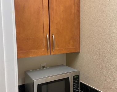 2299 Lone Star Drive - Photo Thumbnail 6