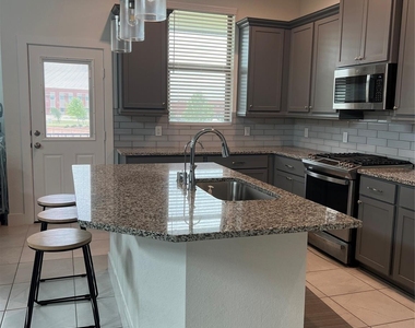 4971 Carranza Court - Photo Thumbnail 4