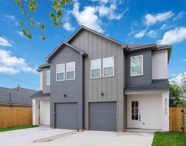 8019 Grandview Street - Photo Thumbnail 1