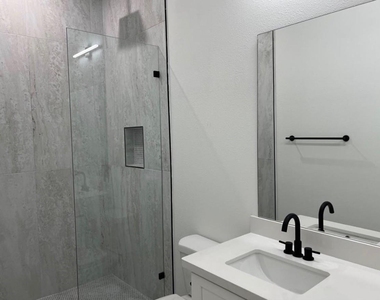 4101 Stassen Street - Photo Thumbnail 5