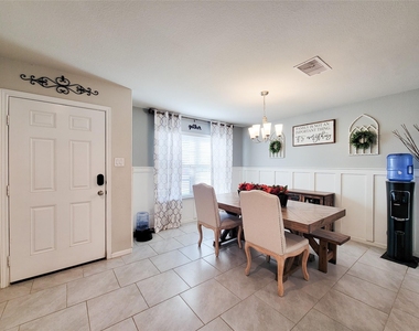 8003 Ecru Lane - Photo Thumbnail 7