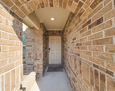 8003 Ecru Lane - Photo Thumbnail 6