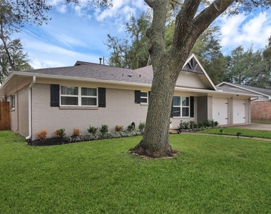 143 Bluebonnet Street - Photo Thumbnail 1