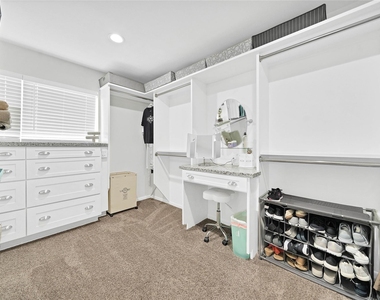 143 Bluebonnet Street - Photo Thumbnail 24