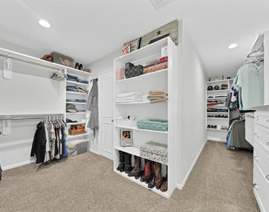 143 Bluebonnet Street - Photo Thumbnail 25