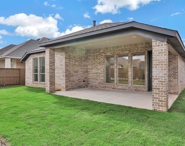 2910 Starling Drive - Photo Thumbnail 13