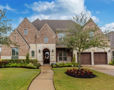 2910 Starling Drive - Photo Thumbnail 28