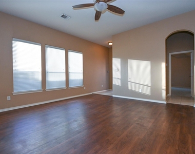 2123 Castle Gardens Lane - Photo Thumbnail 5