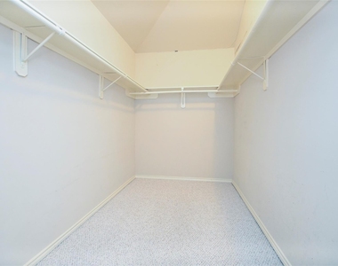 2123 Castle Gardens Lane - Photo Thumbnail 20