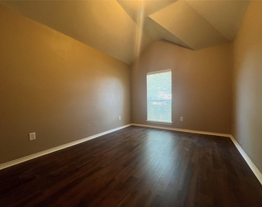 2123 Castle Gardens Lane - Photo Thumbnail 21