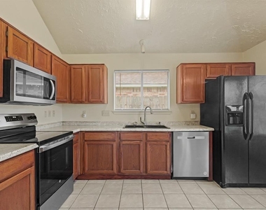 8731 Croteau Drive - Photo Thumbnail 6