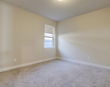 606 Sabinal Street - Photo Thumbnail 19