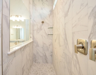 3811 Hermitage Drive - Photo Thumbnail 24